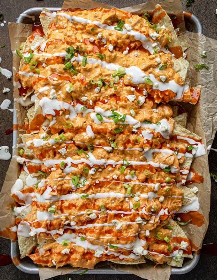 Does Taco Bell have buffalo chicken nachos?