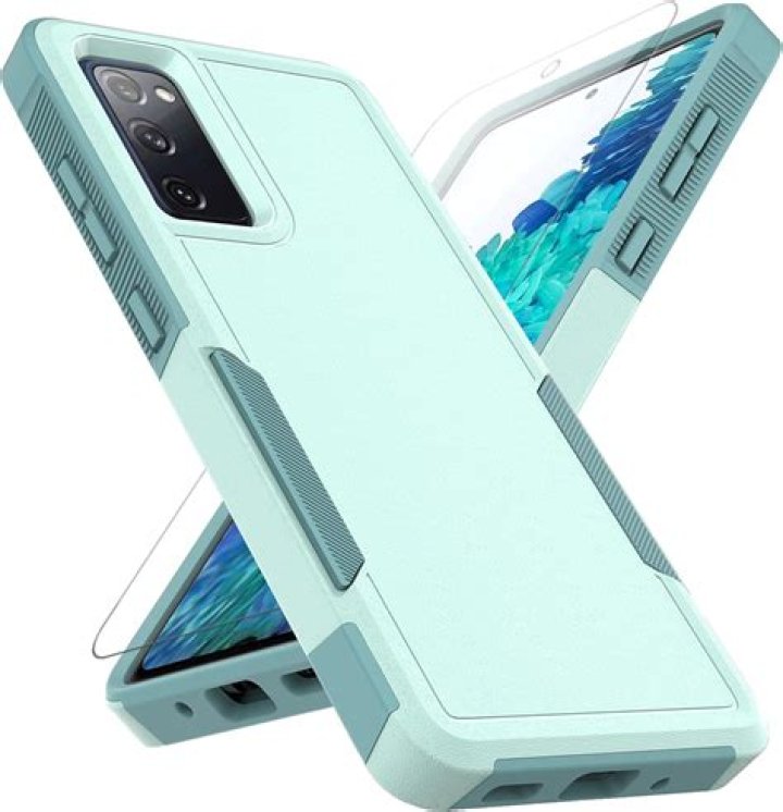 Does the s20 come with a case?