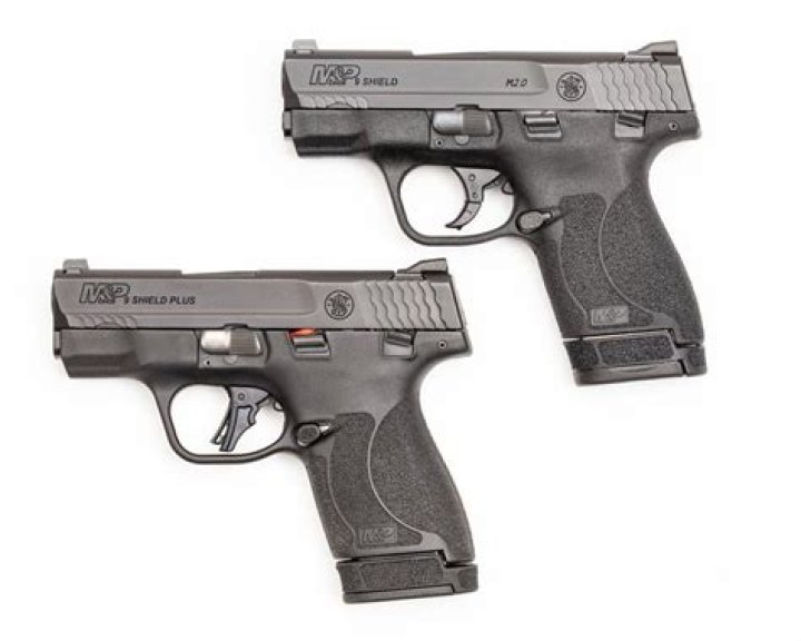 Does the Smith and Wesson 9mm have a safety?
