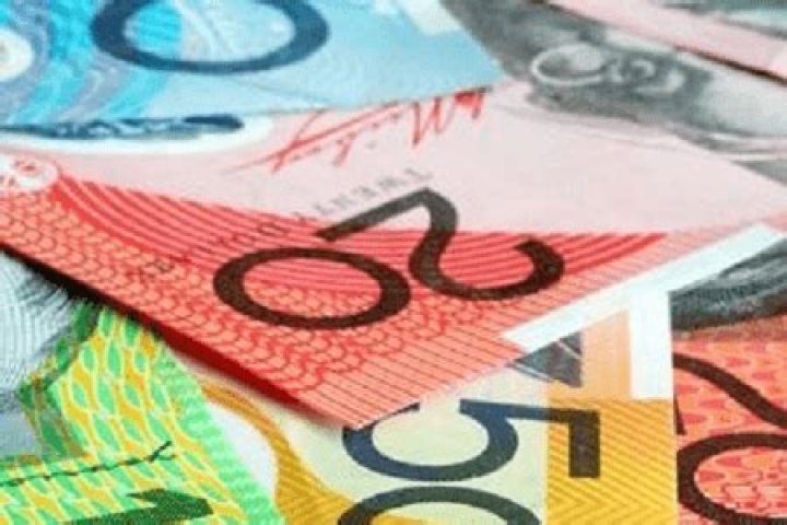 Does Travelex buy back currency?