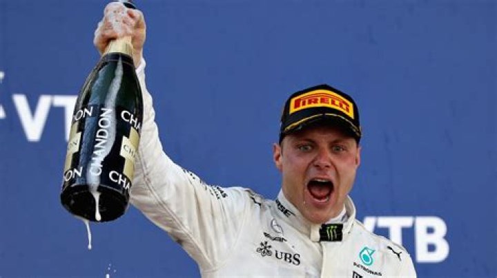 Does Valtteri Bottas have a contract?