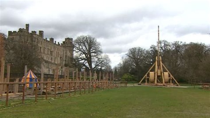 Does Warwick Castle have a trebuchet?