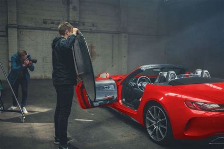 How can I become a car photographer?