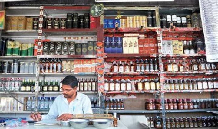 How can I buy liquor in Delhi?