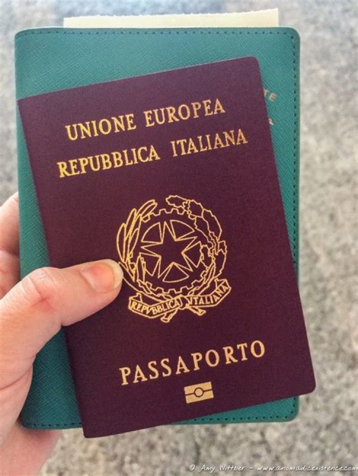 How can I check my Italian citizenship status?