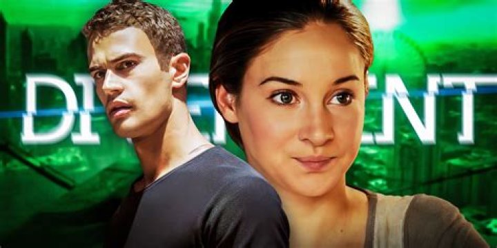 How did Tris become divergent?