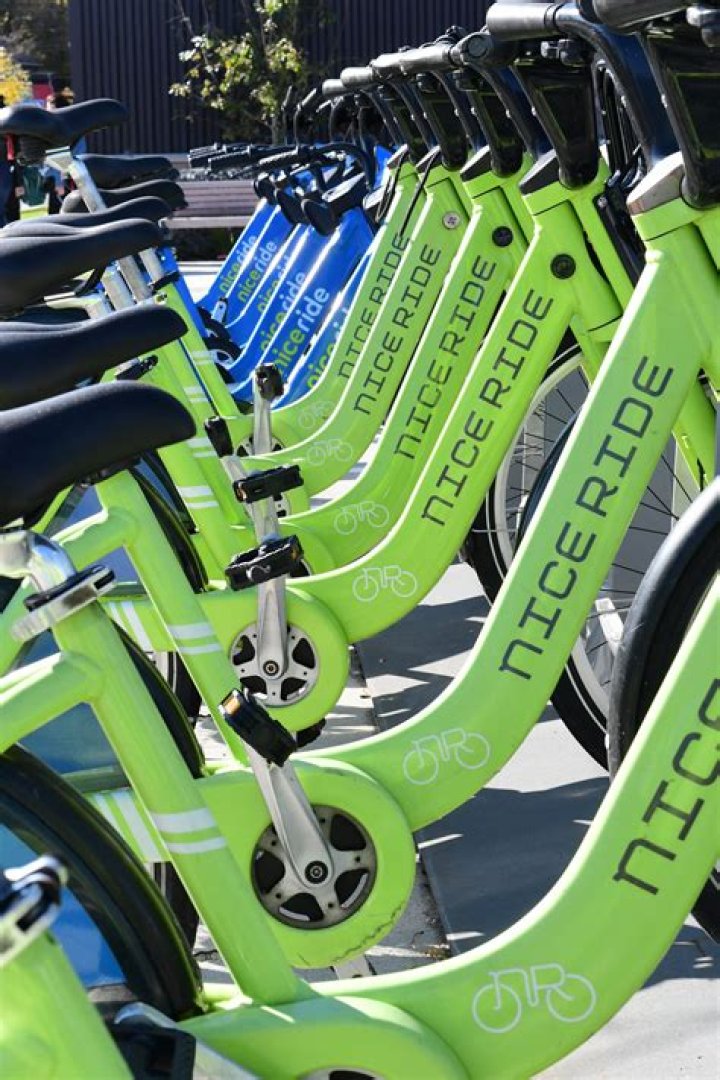 How do Dockless bikes work?