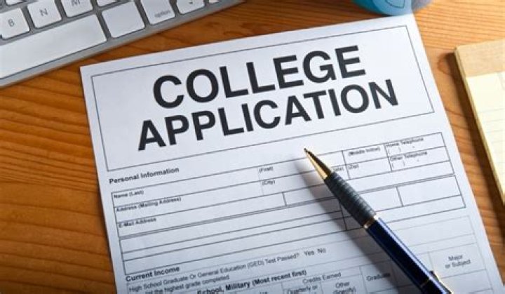 How do I apply for MCC college?