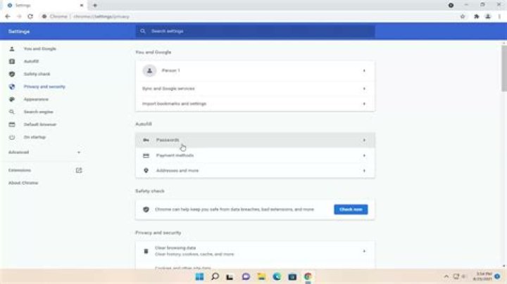 How do I delete saved usernames in Chrome?