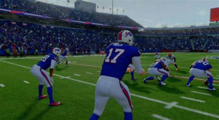 How do I download Madden 17 patch on Ps4?