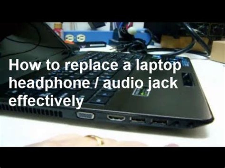 How do I fix the headphone jack on my macbook?