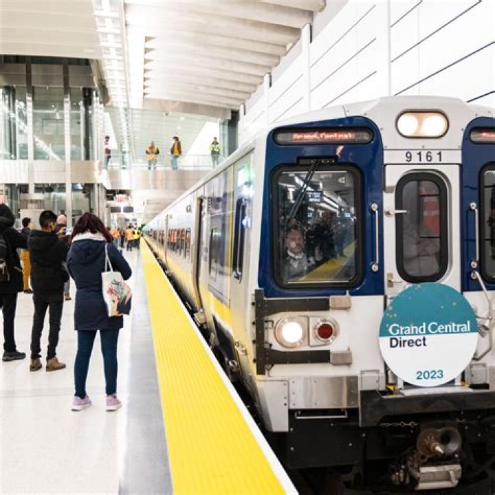 How do I get from Grand Central to White Plains?
