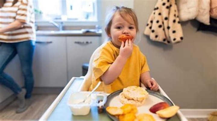 How do I get my child in pre K?