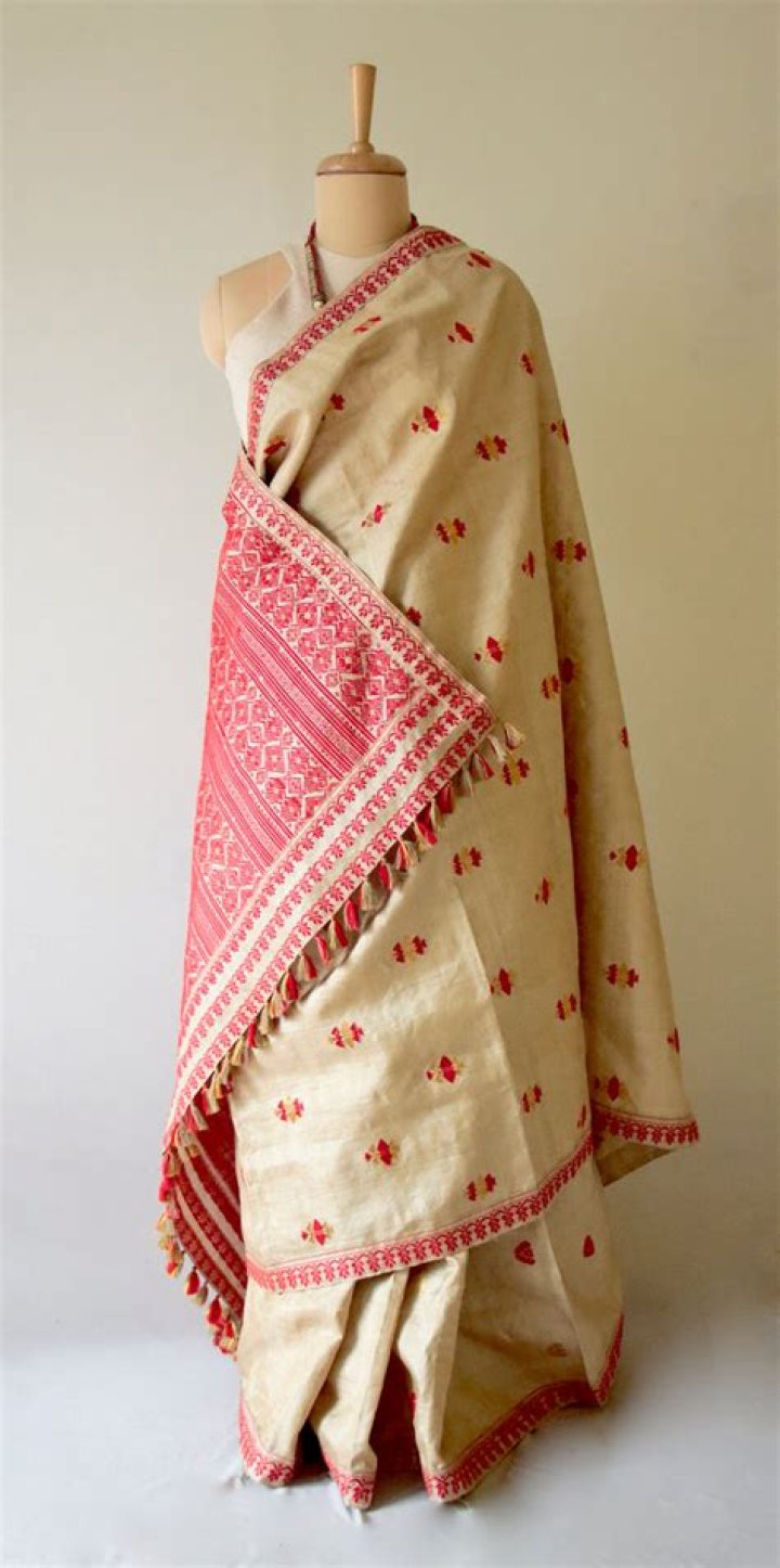 How do I keep my silk saree from tearing?