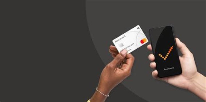 How do I know if my Mastercard is contactless?