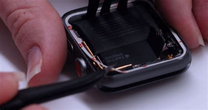 How do I reattach my Apple Watch screen?