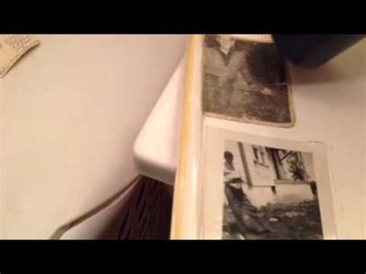How do I remove old photos from sticky album?