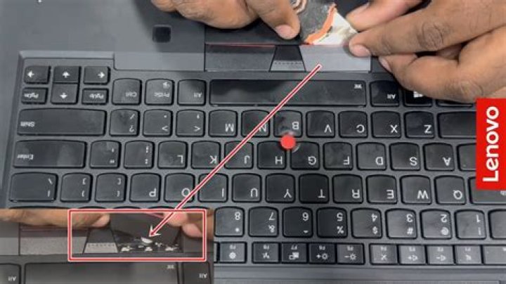 How do I replace the keyboard on my Lenovo laptop?