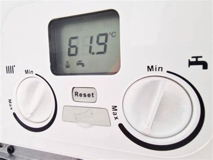 How do I reset my temp gauge?