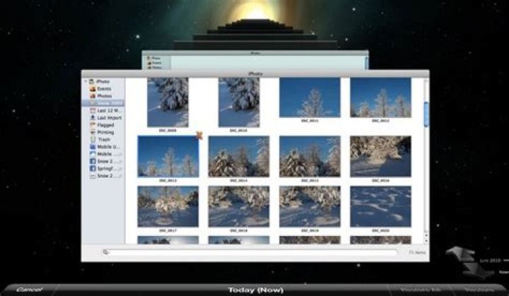 How do I restore iPhoto on my Mac?