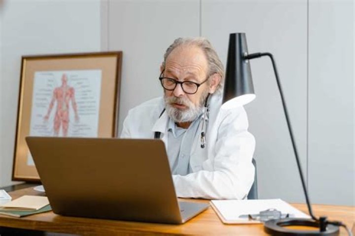 How do I set up my own care agency?