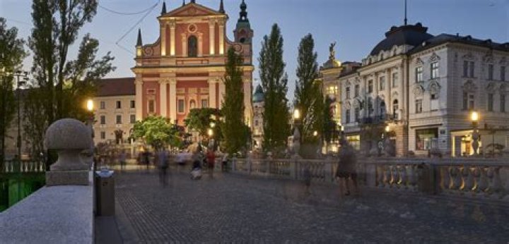 How do u pronounce Ljubljana?