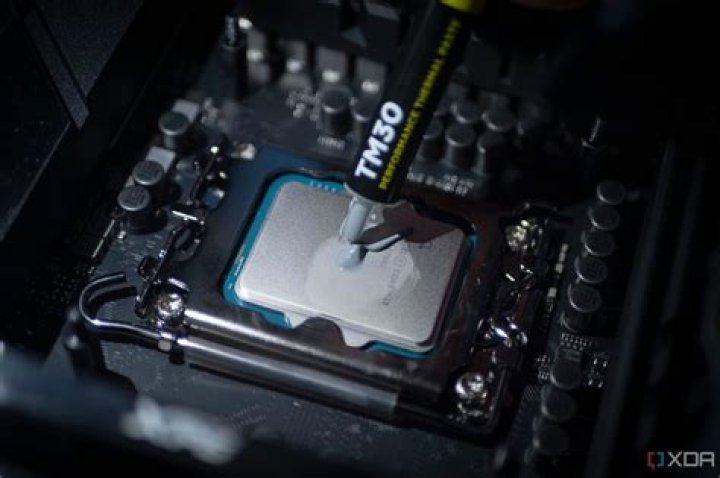 How do you apply thermal paste on MacBook Pro?