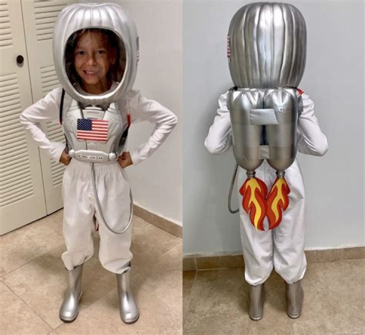 How do you dress like an astronaut?