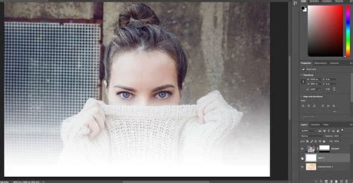 How do you fade out a brush in Photoshop?