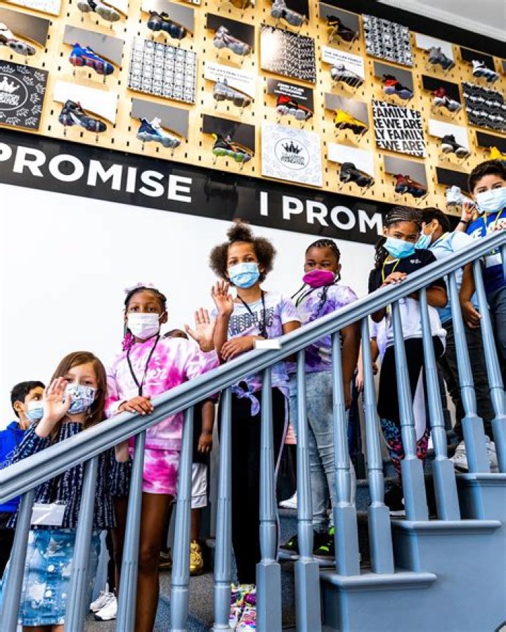 How do you get into the I Promise school?