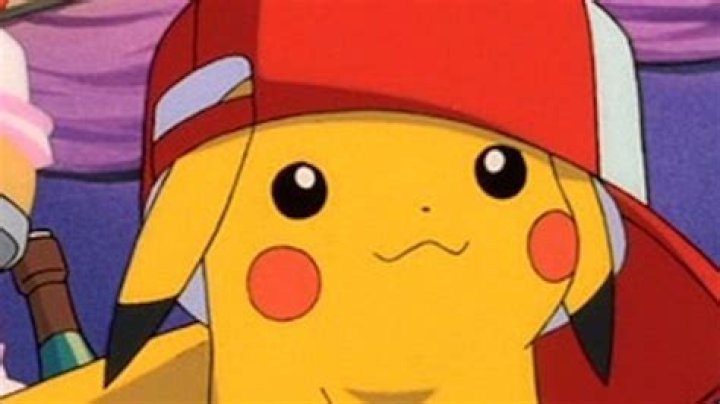 How do you get the Pikachu sun and moon hat?