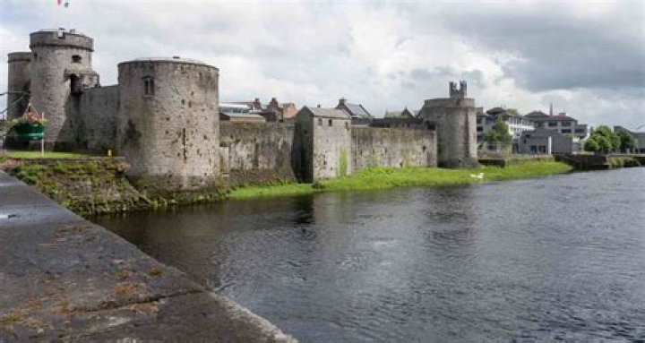 How do you get to Limerick Ireland?