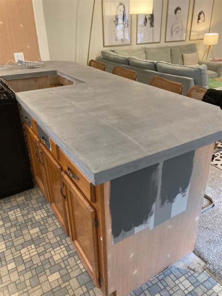 How do you grind concrete countertops?