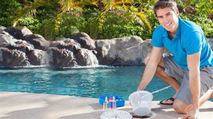 How do you keep a pool clean without chlorine?