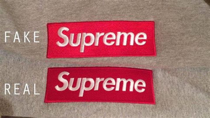 How do you know if a Supreme shirt is legit?