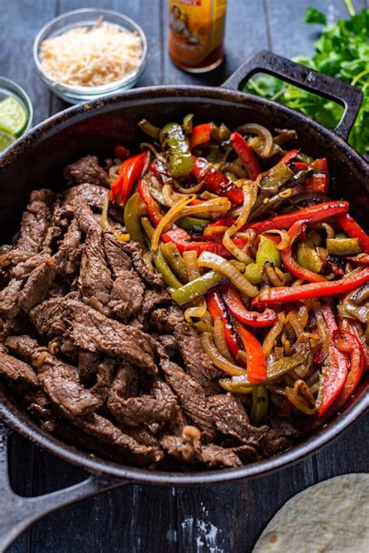How do you know when fajita meat is done?