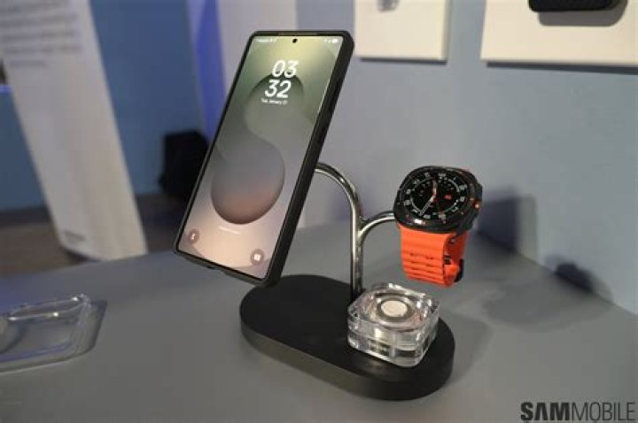 How do you know when Samsung wireless charger is fully charged?