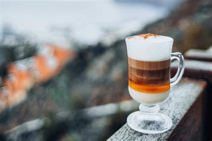 How do you make a common coffee drink?