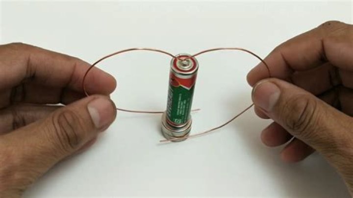 How do you make a simple battery motor?