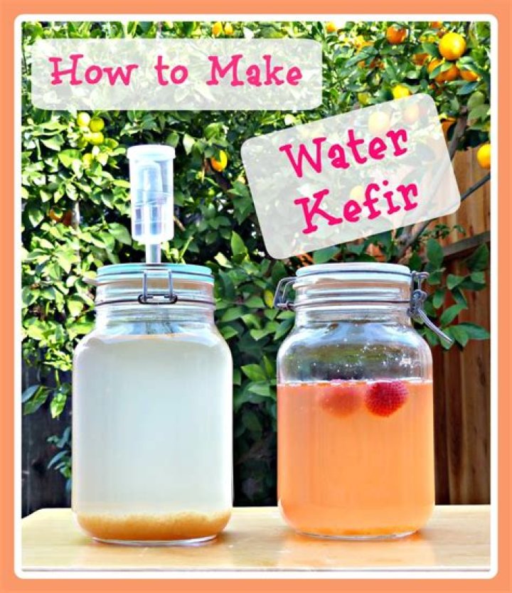 How do you make water kefir fizzy?