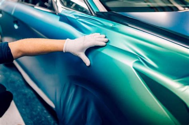 How do you shine vinyl wrap?