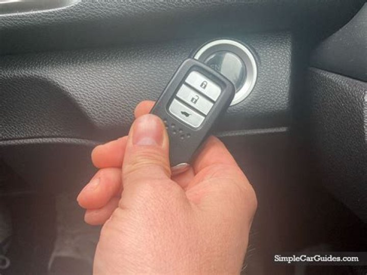 How do you start a Honda Fit?