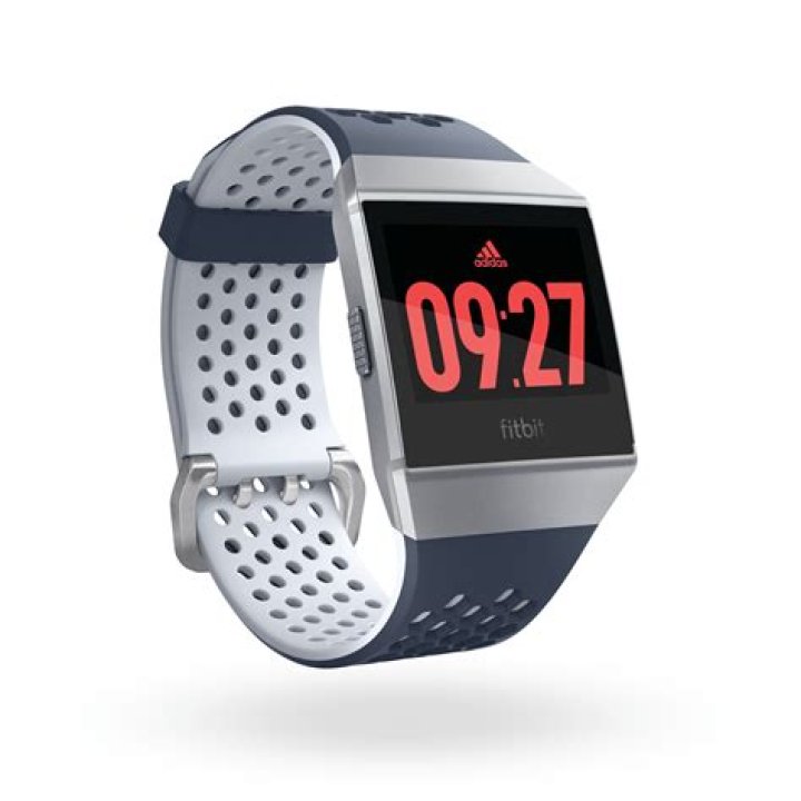 How do you turn the Fitbit ionic on?