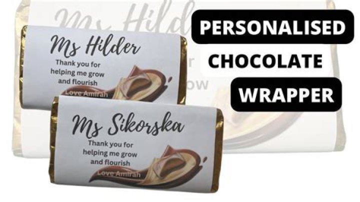 How do you wrap a chocolate bar in cellophane?