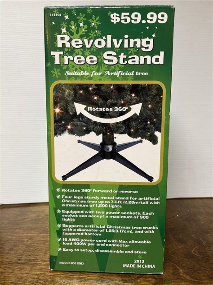 How does a revolving tree stand work?