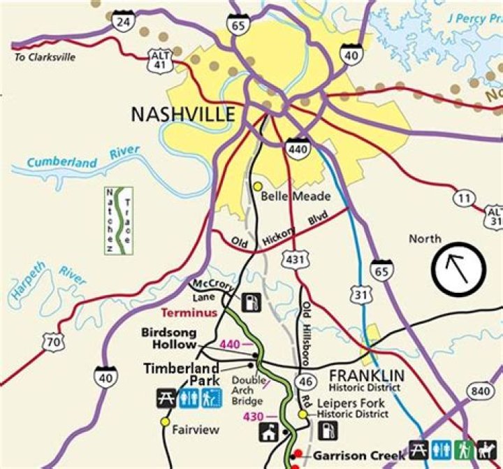 How far is Franklin Tennessee from downtown Nashville?