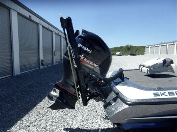 How fast is a Skeeter ZX250?