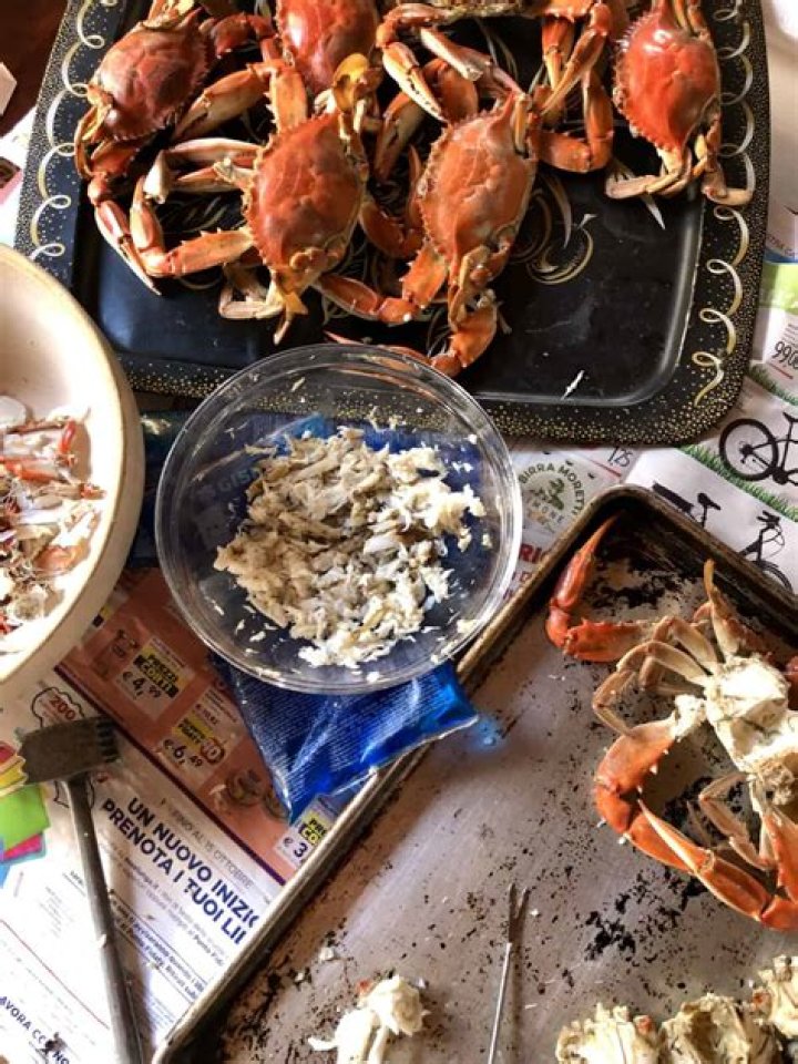 How long boil whole blue crab?