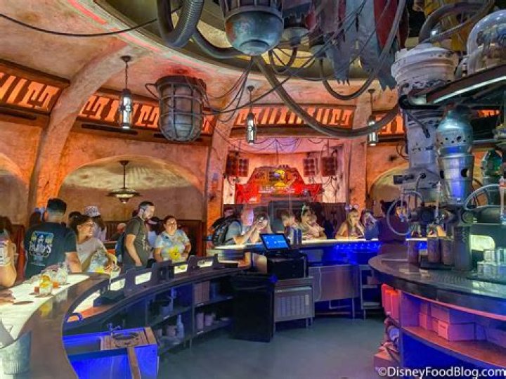 How long can you stay in Oga's Cantina?