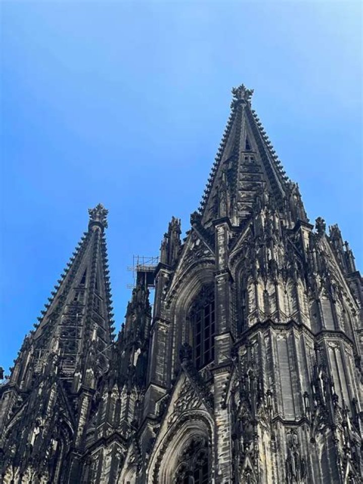 How long did it take to build a Gothic cathedral?